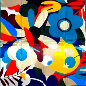 Lady scarf . Very elegant silky.